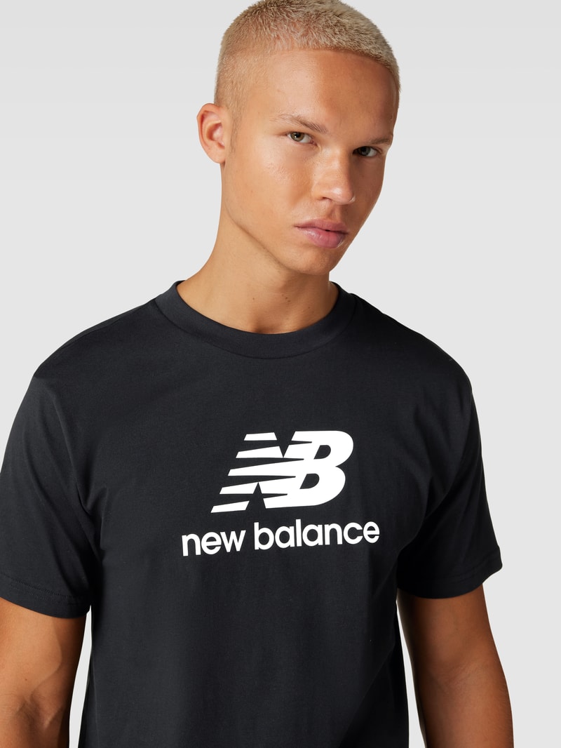 T-Shirt mit Logo-Print in schwarz