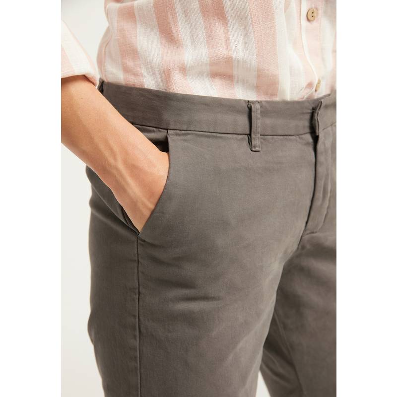 DreiMaster Shorts Damen