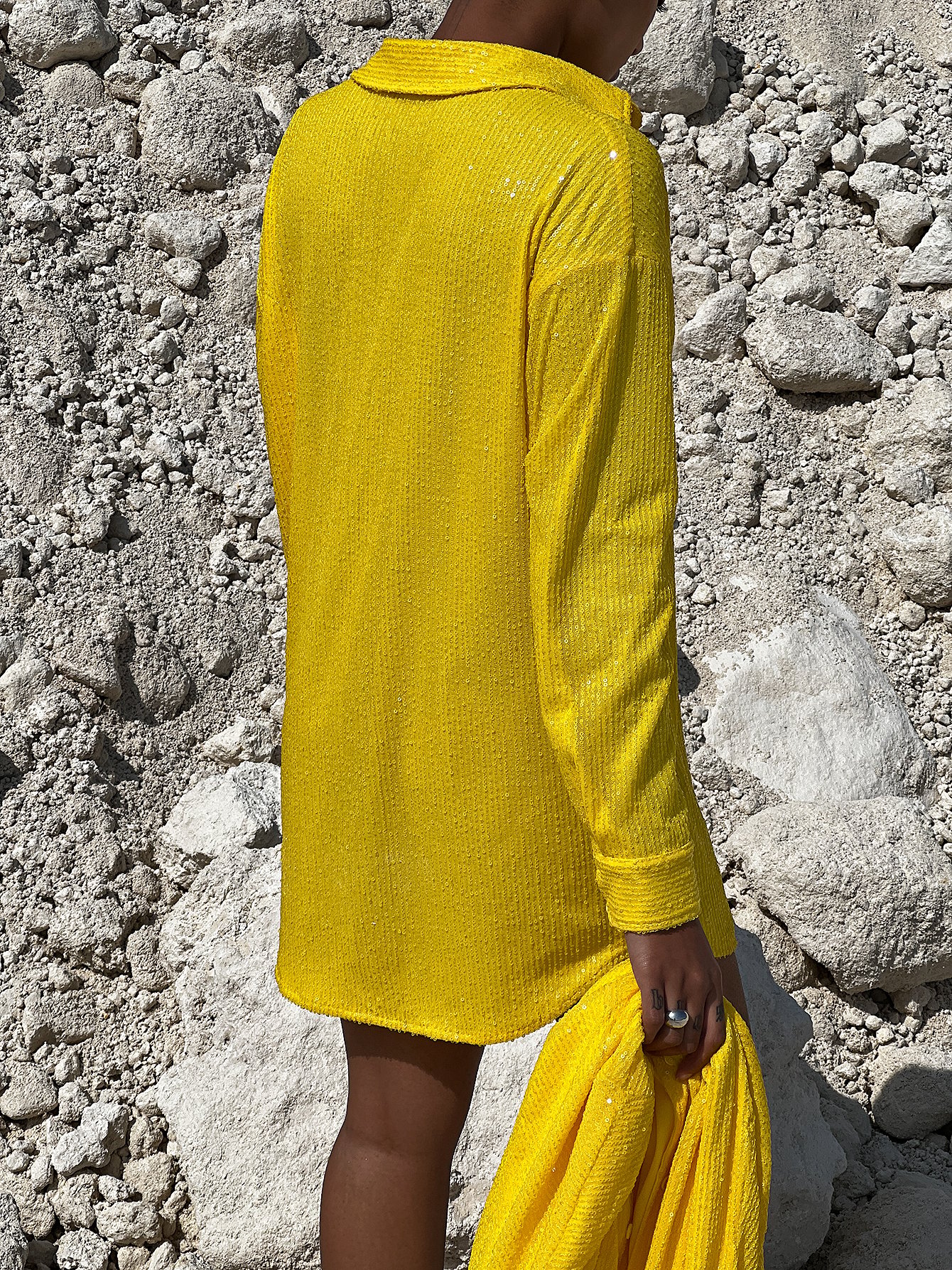 Oversize-Hemdkleid mit Pailletten