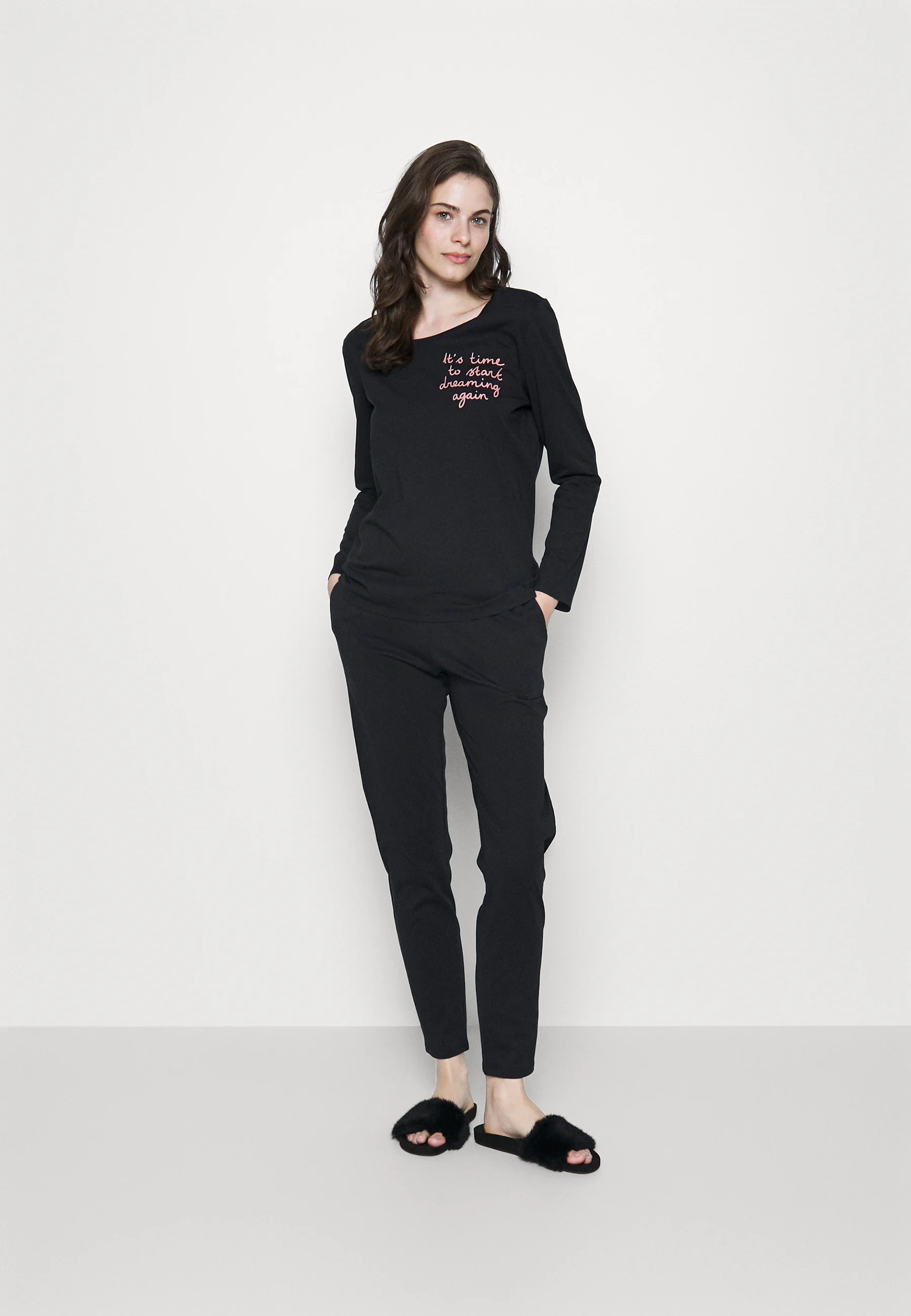 Pijamas Triumph