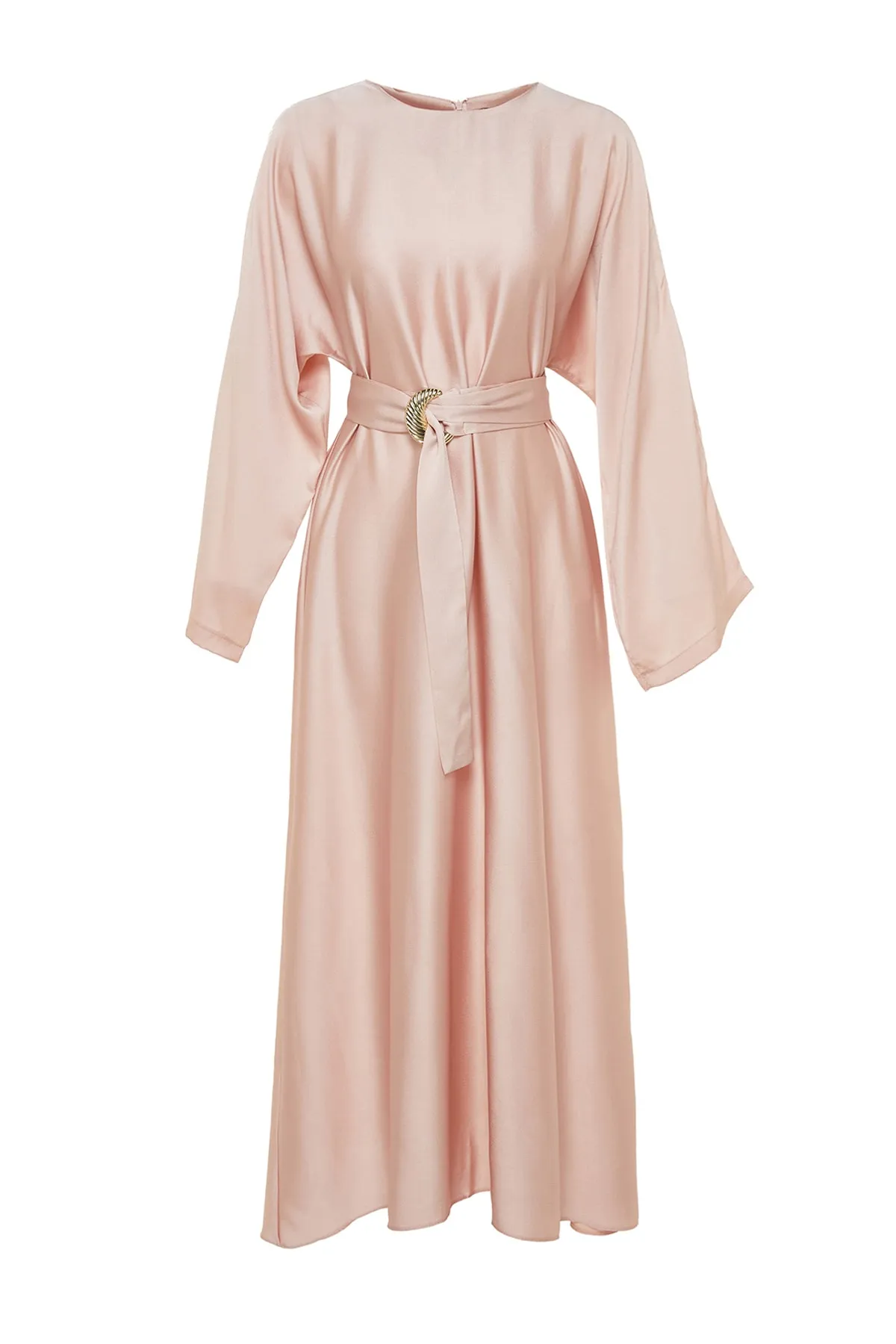 Trendyol Modest  Puderfarbenes, weit geschnittenes Satin-Abendkleid mit Gürtel TCTSS23DB00014