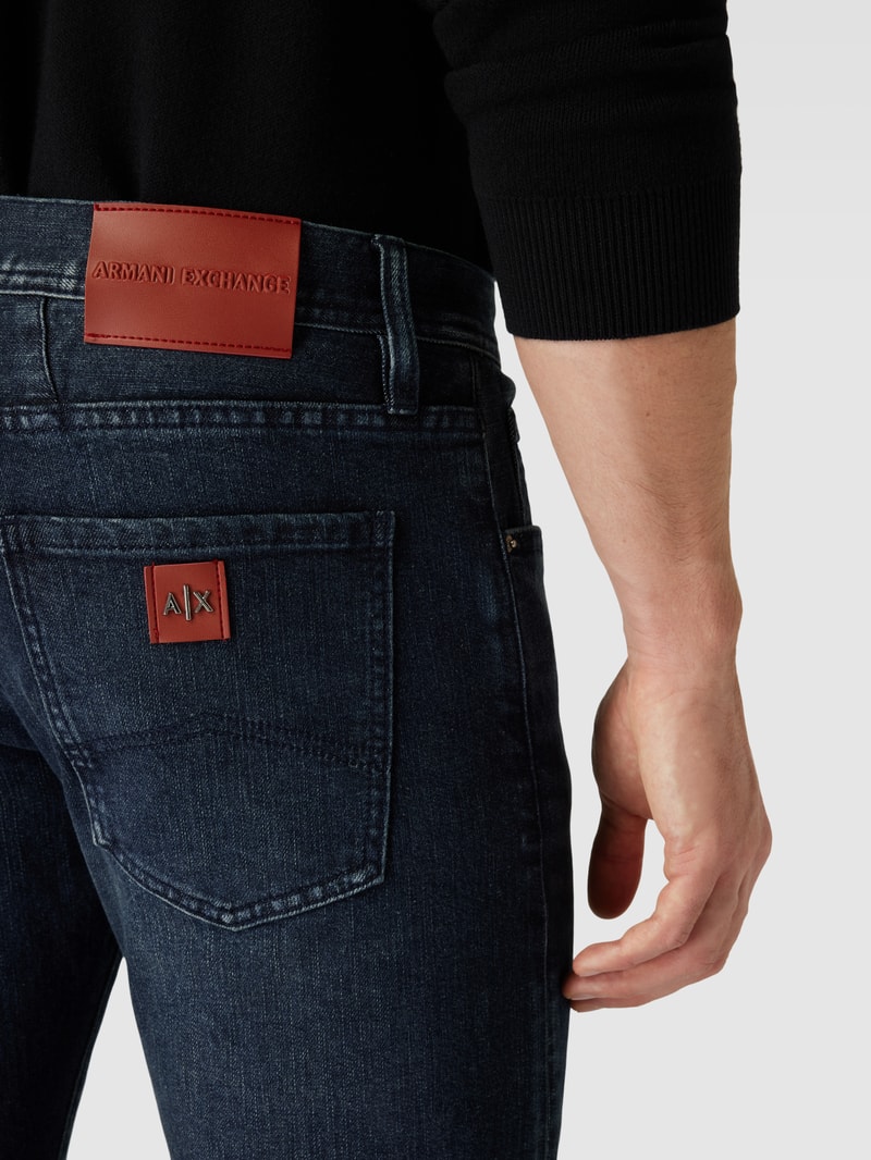 Slim Fit Jeans mit Knopf- und Reißverschluss in dunkelblau