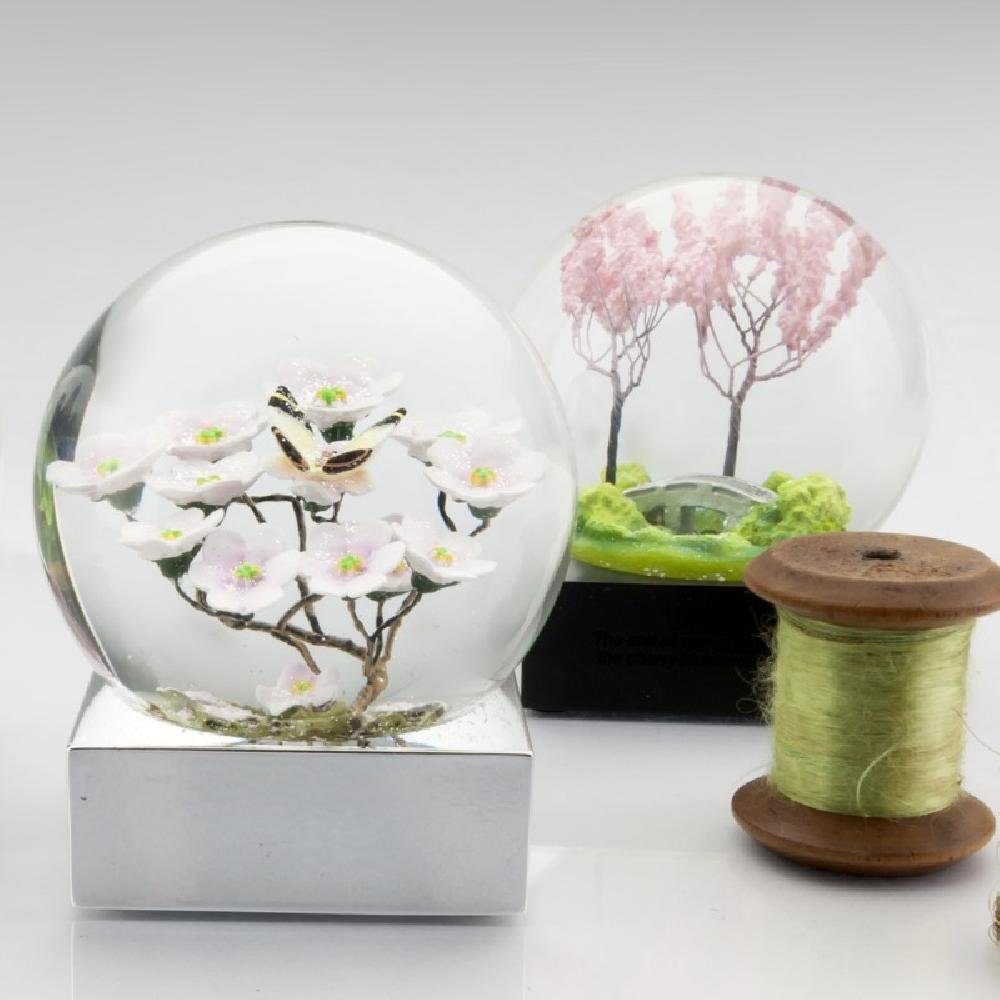 Cool Snow Globes Skulptur Schneekugel Schmetterling auf Ast