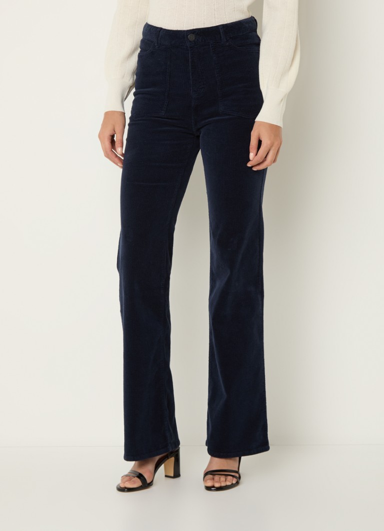 Calças de cintura alta e corte folgado em veludo cotelê, modelo Nazia, da Gerard Darel.