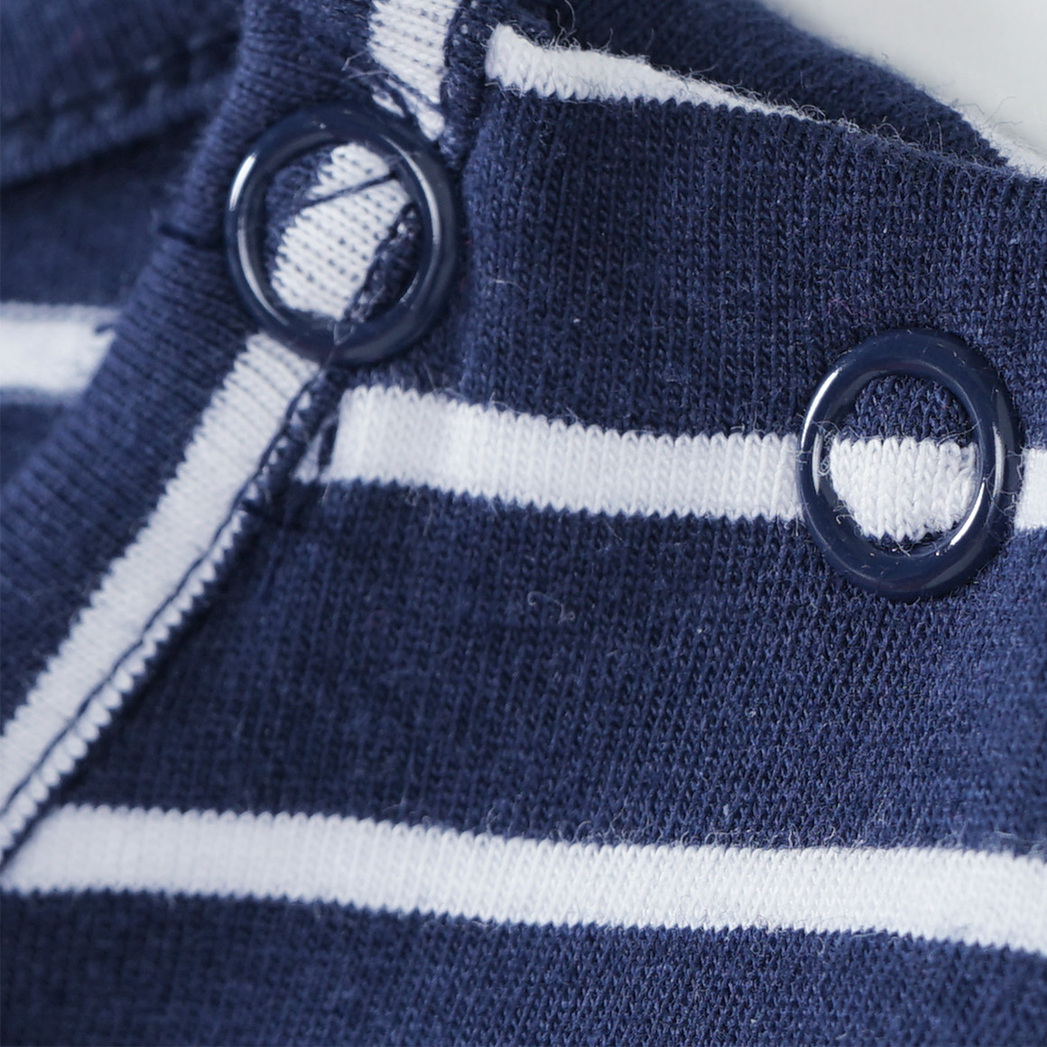 Baby Langarmshirt mit Entchen-Applikation