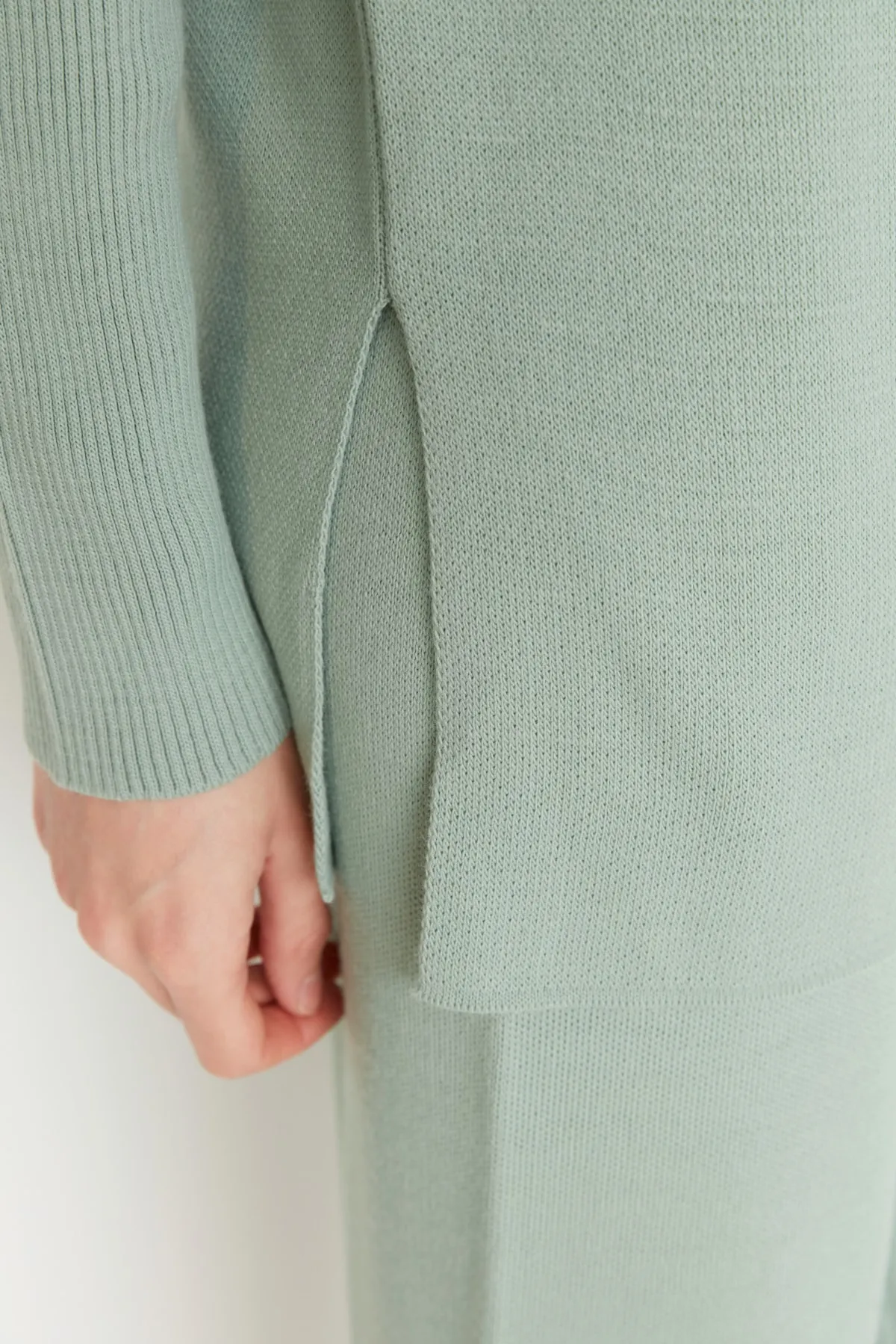 Trendyol Collection  Mintgrünes Rollkragen-Strickoberteil und -Unterteil-Set TWOAW22AU0102