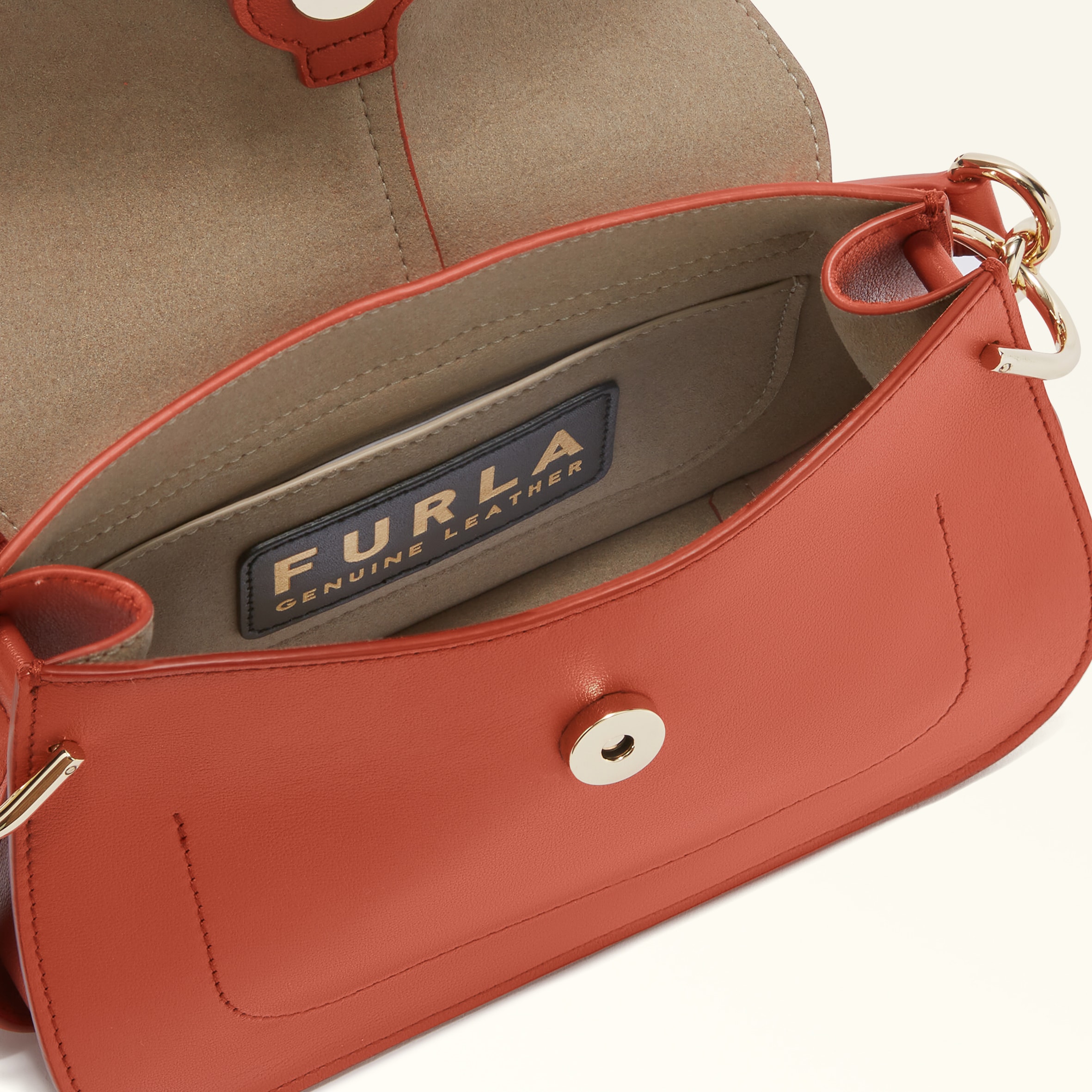 Furla Flow