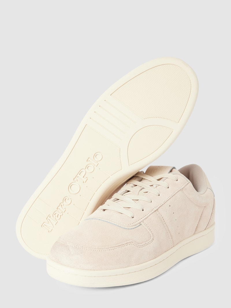 Sneaker mit Schnürverschluss in beige