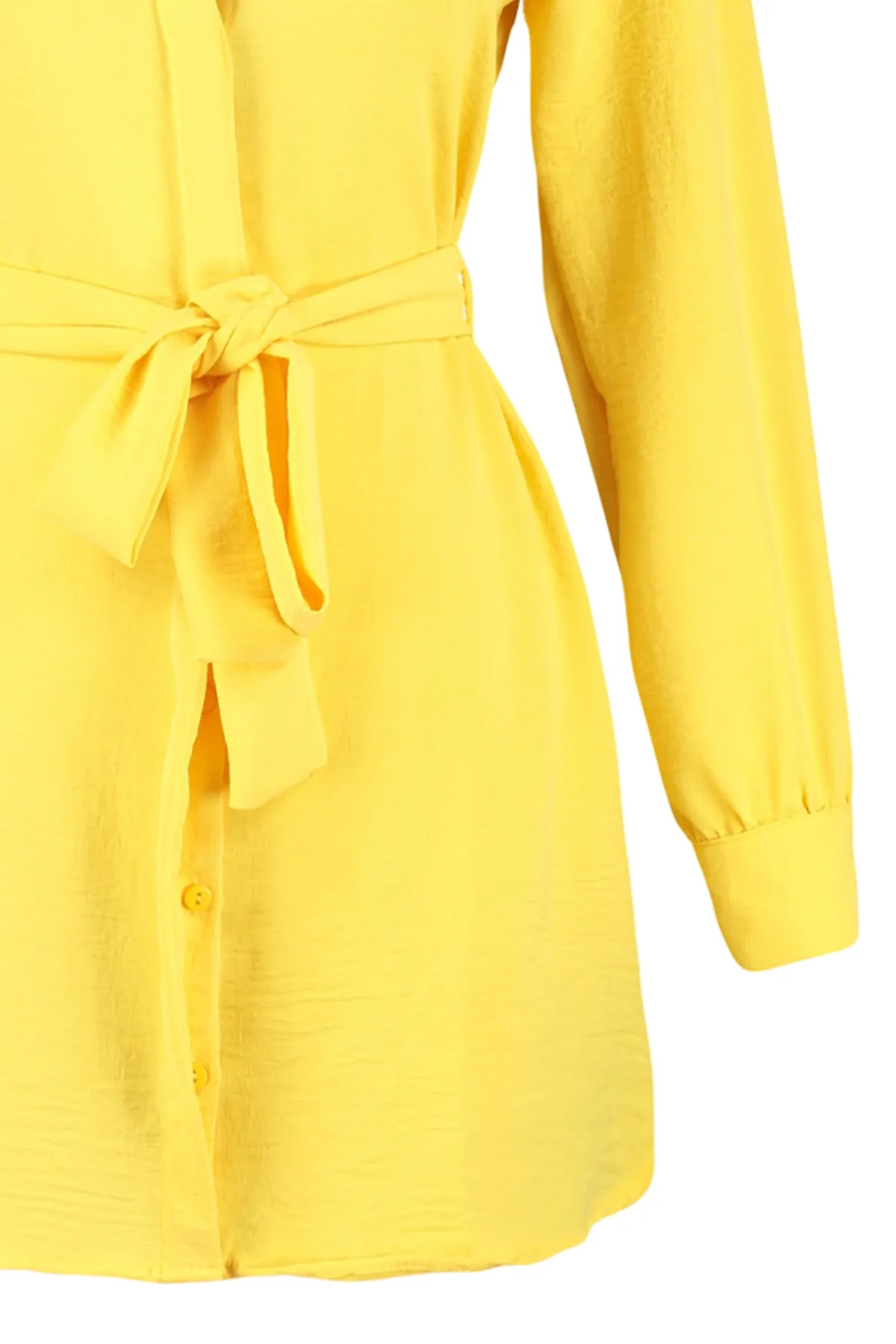 Trendyol Modest  Gelbes gewebtes Hemd mit Gürtel und versteckter Knopfleiste TCTSS21TN0049