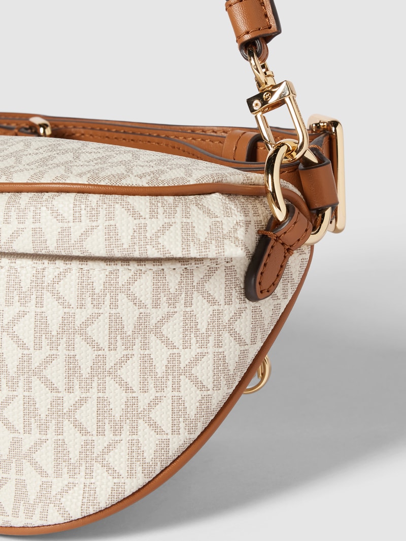 Crossbody Bag mit Label-Applikation Modell 'SLATER' in ecru