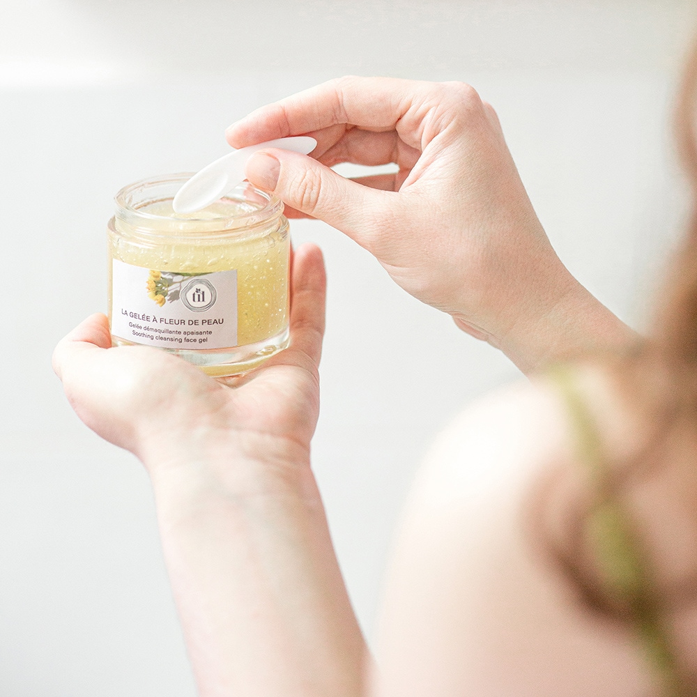 til LA GELÉE À FLEUR DE PEAU Gelée démaquillante apaisante
