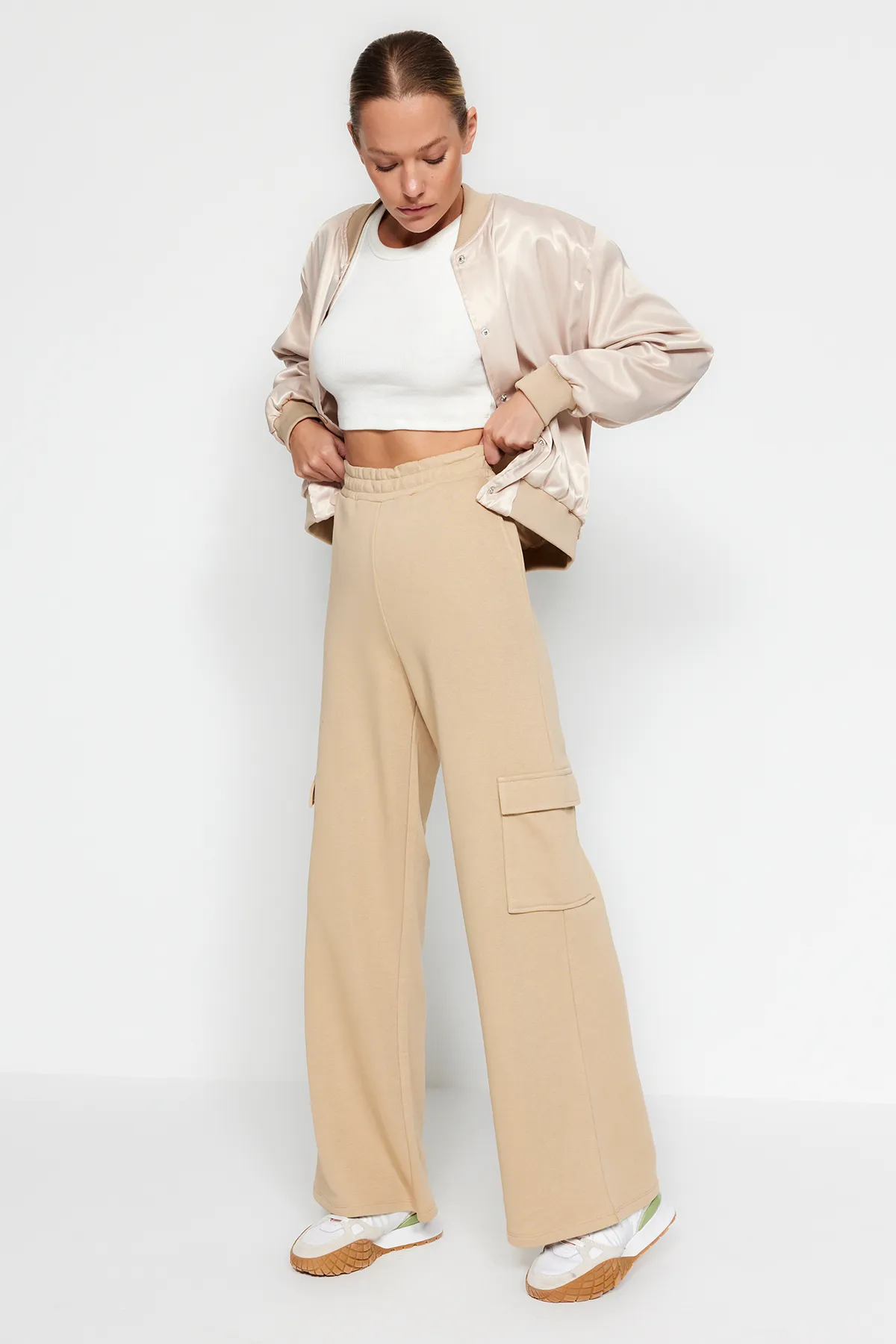 Trendyol Collection  Jogginghose - Beige - Relaxed