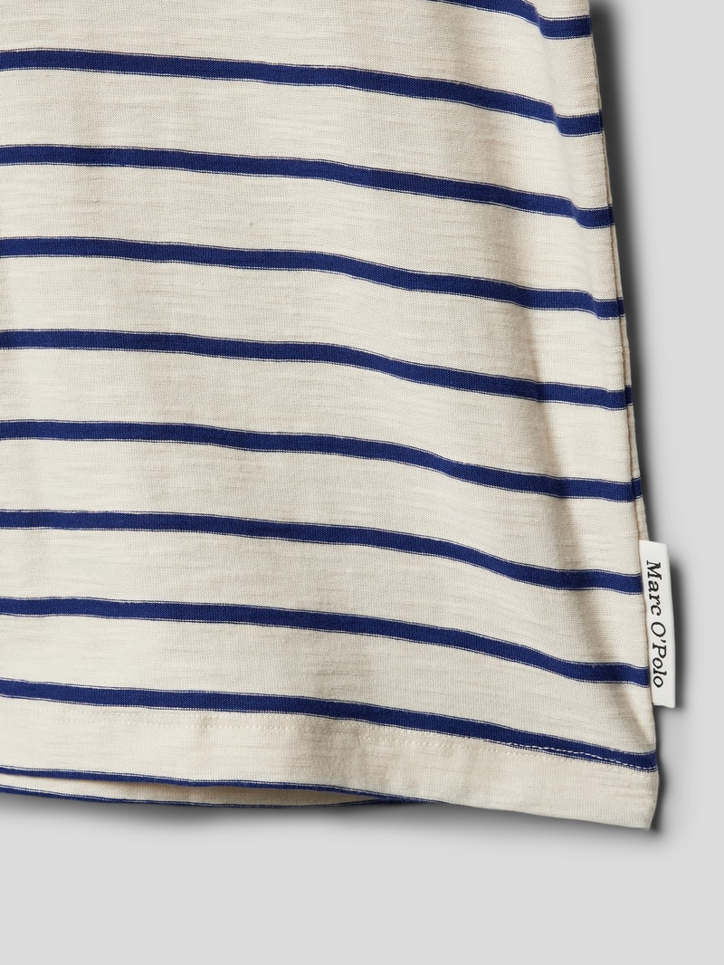 T-Shirt im Batik-Look in blau