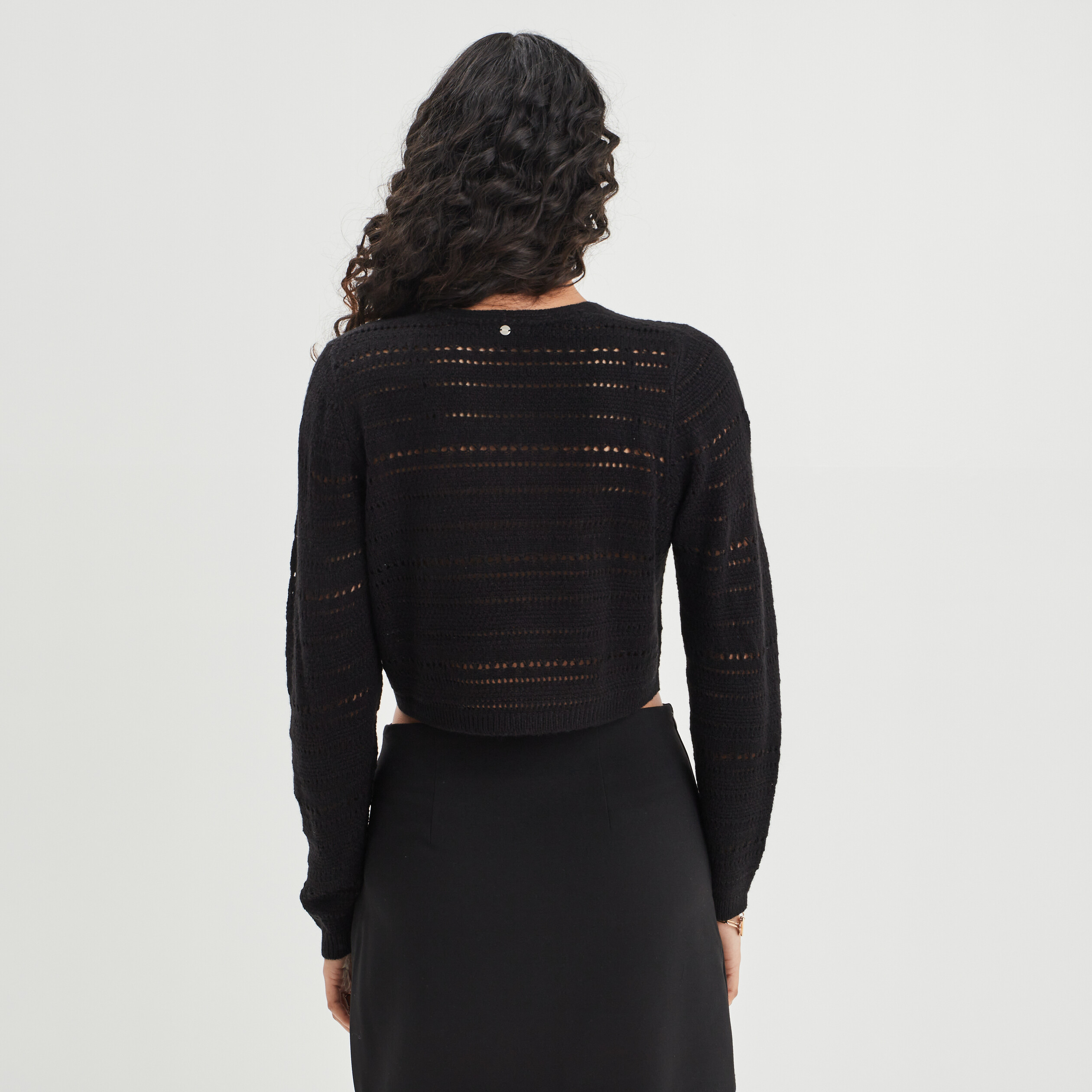 Gilet cropped ajouré manches longues noir femme | La Halle