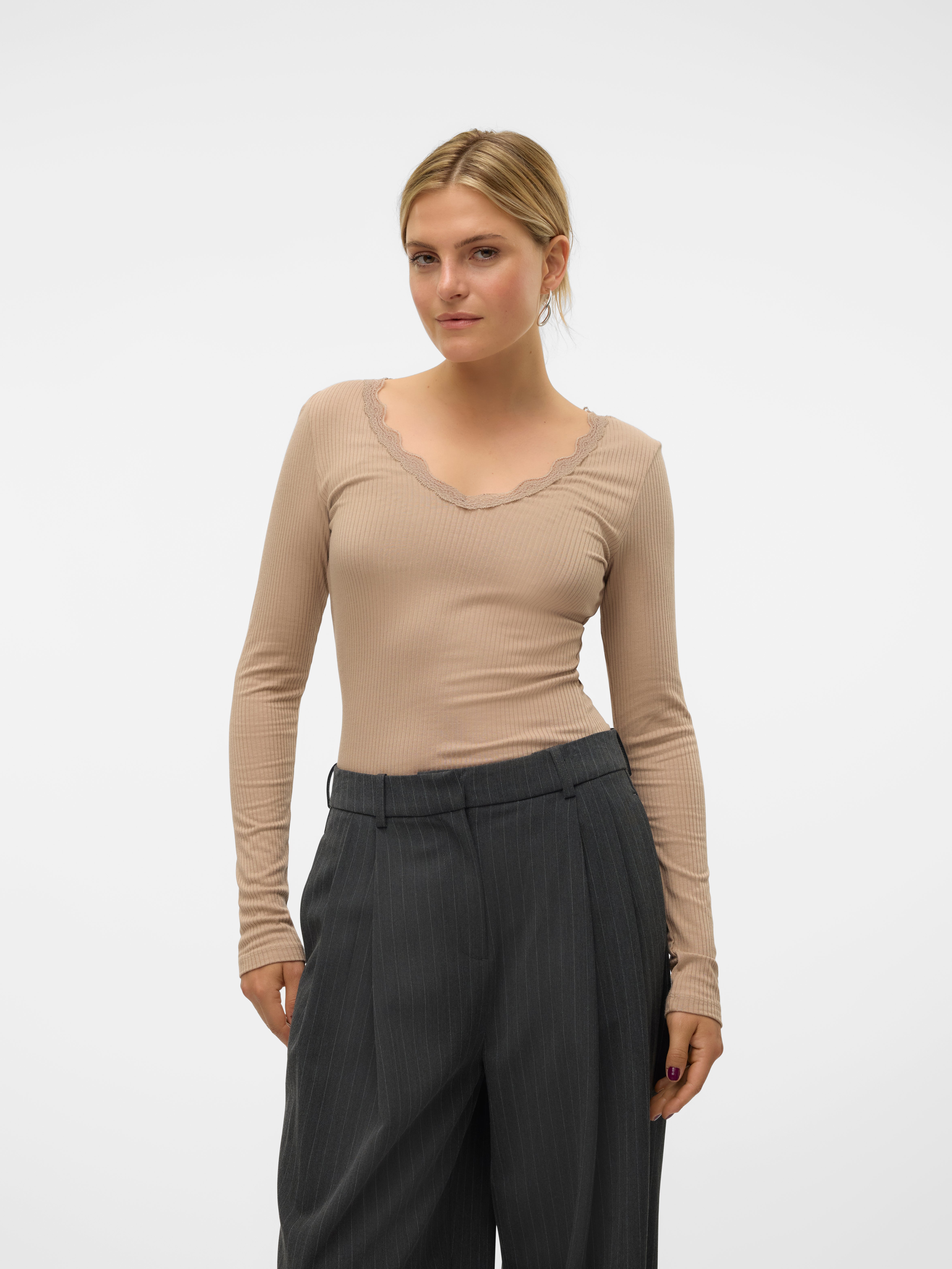 VMMILY Top