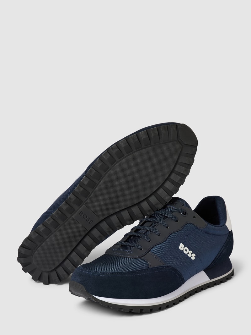 Sneaker mit Label-Applikation Modell 'PARKOUR' in marineblau