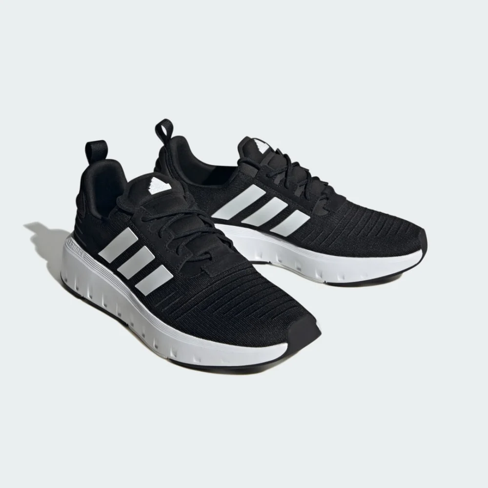 adidas Swift Run 23 ID4981 / schwarz
