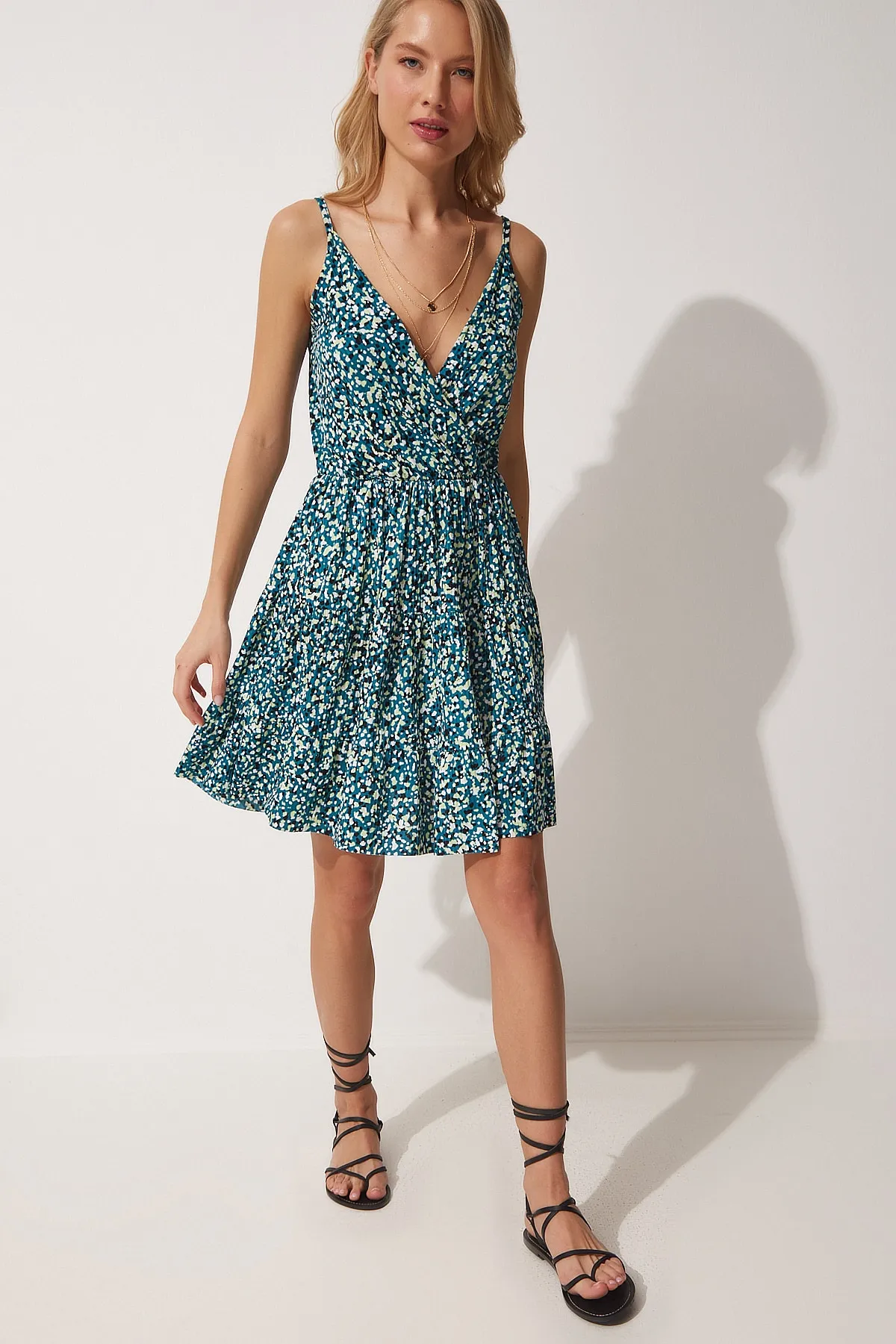 Happiness İstanbul  Petrolblaues Sommer-Minikleid mit Wickelkragen und Trägern für Damen MC00170