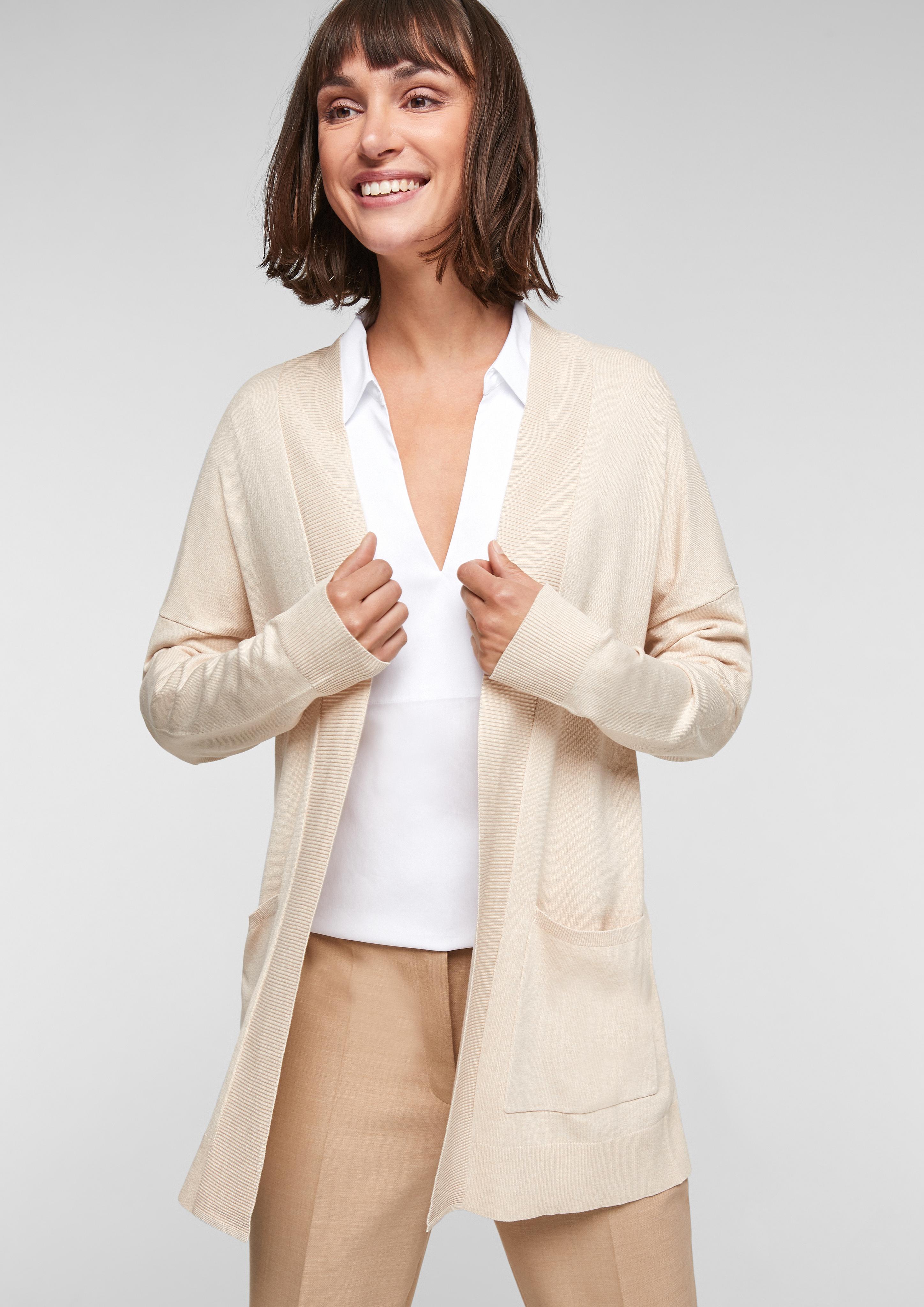 Cardigan aus Feinstrick  01.899.64.X047-81W0