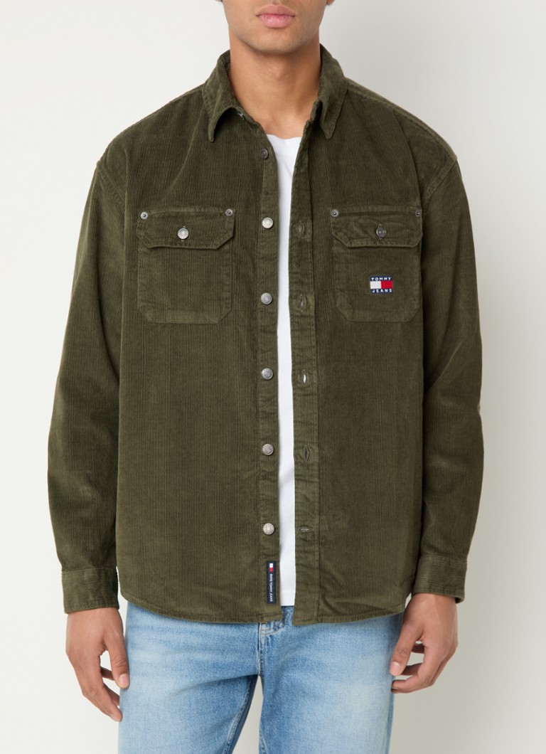 Sobretudo Tommy Hilfiger de veludo cotelê com corte regular e bolsos no peito.