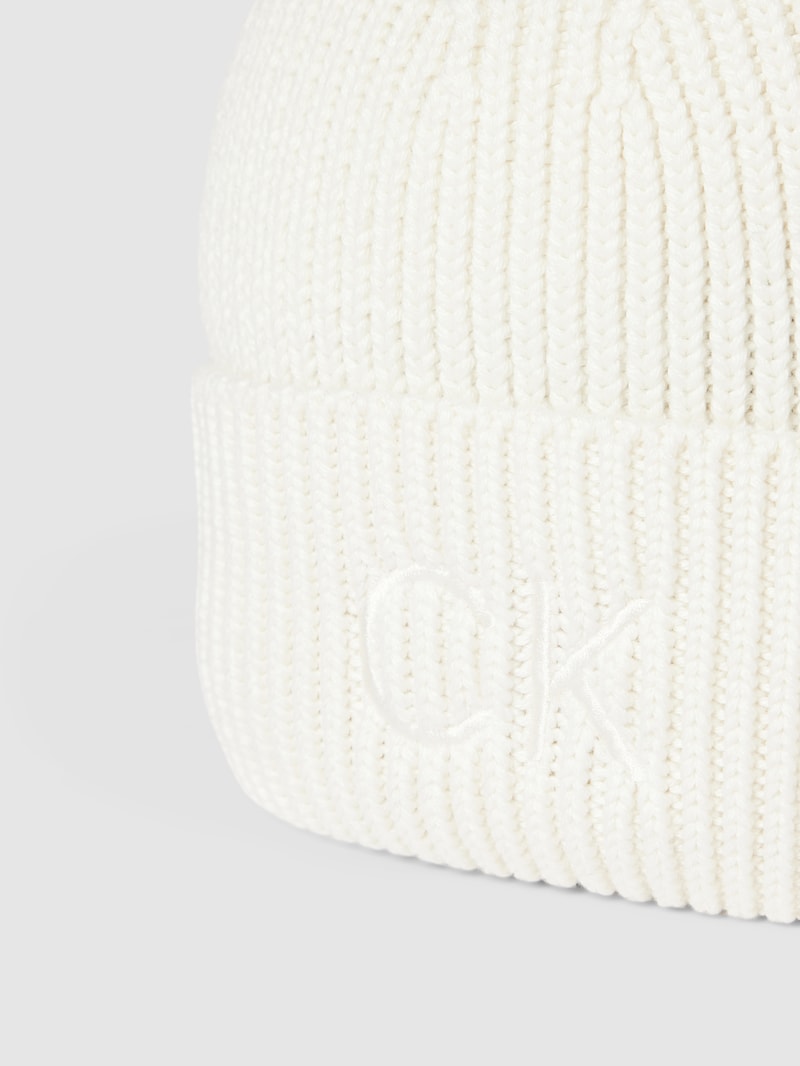 Mütze mit Logo-Stickerei in offwhite