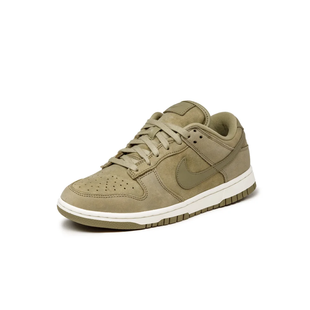 Nike Dunk Low PRM DV7415-200 / grün