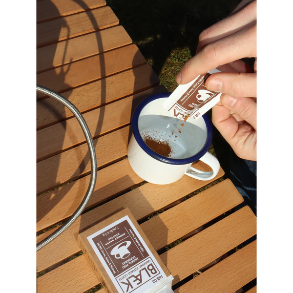 BLAEK NO.3 - Kaffee