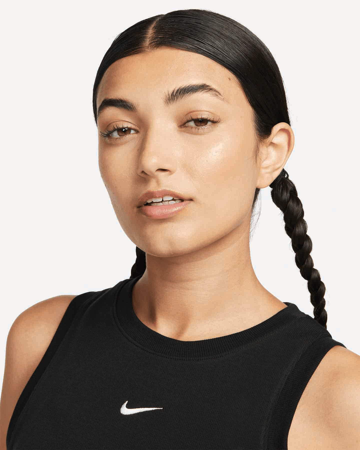 Dámske tepláky Nike Cost Crop Small Logo Essentials W FB8279-010