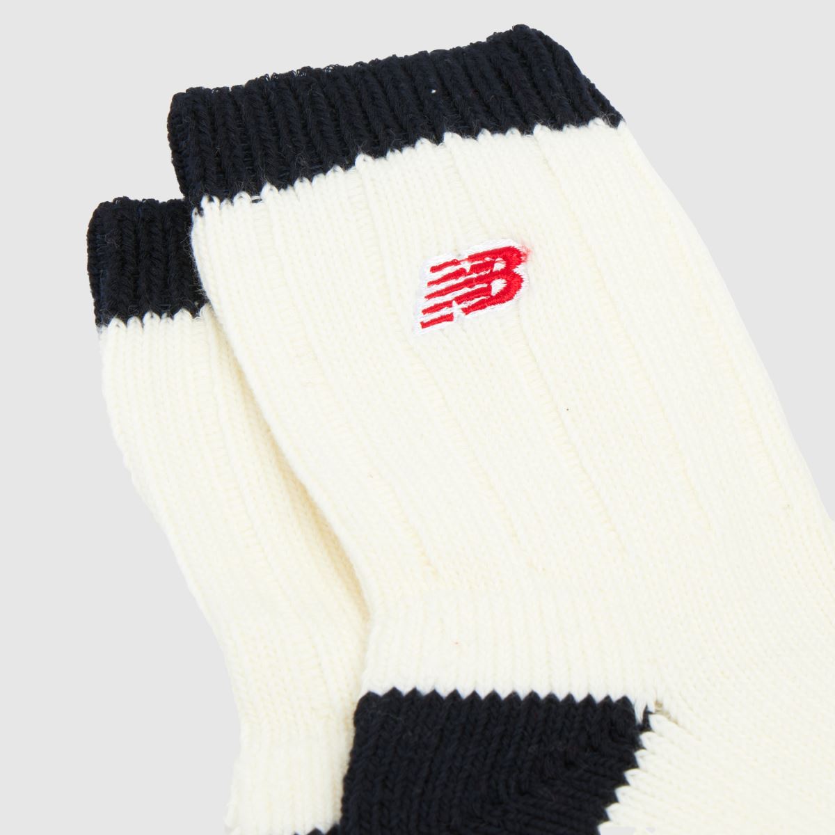 New Balance – Vita, grovstickade ankelstrumpor i 3-pack
