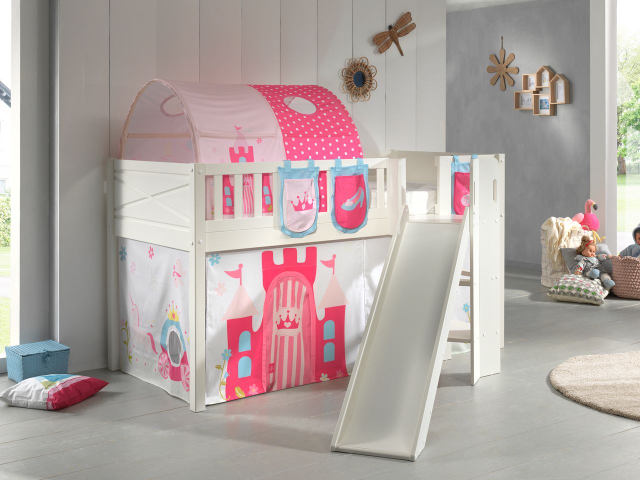 VIPACK Spielbett SCOTT, LF 90 x 200 cm, mit Rolllattenrost, Rutsche, Leiter und Textilset Vorhang, Tunnel und 3 Taschen 