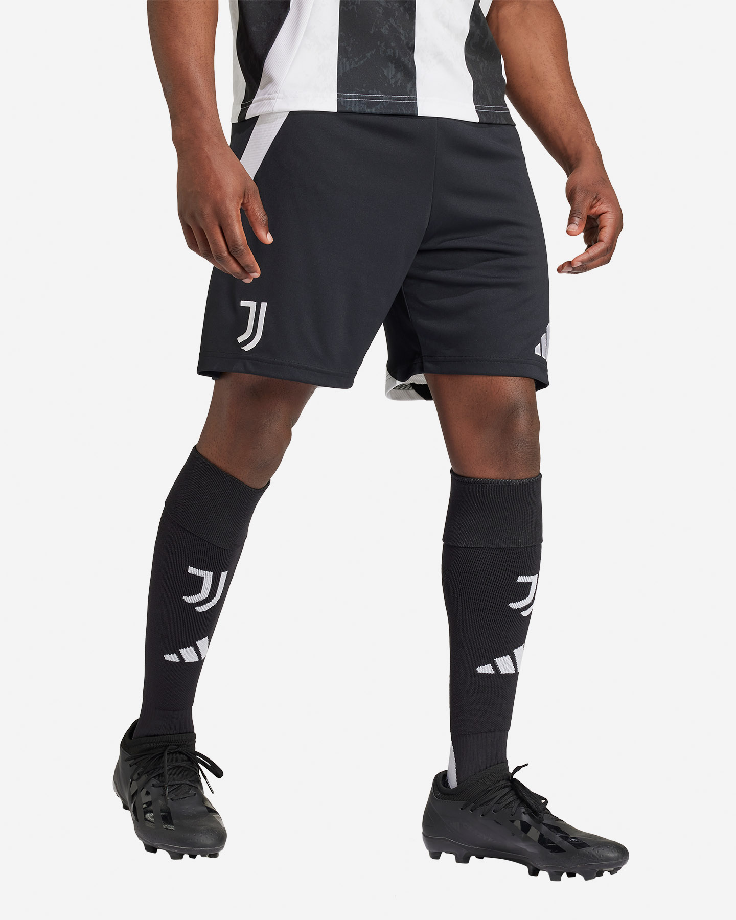Futbalové šortky Adidas Juventus Home 24-25 M IS8003