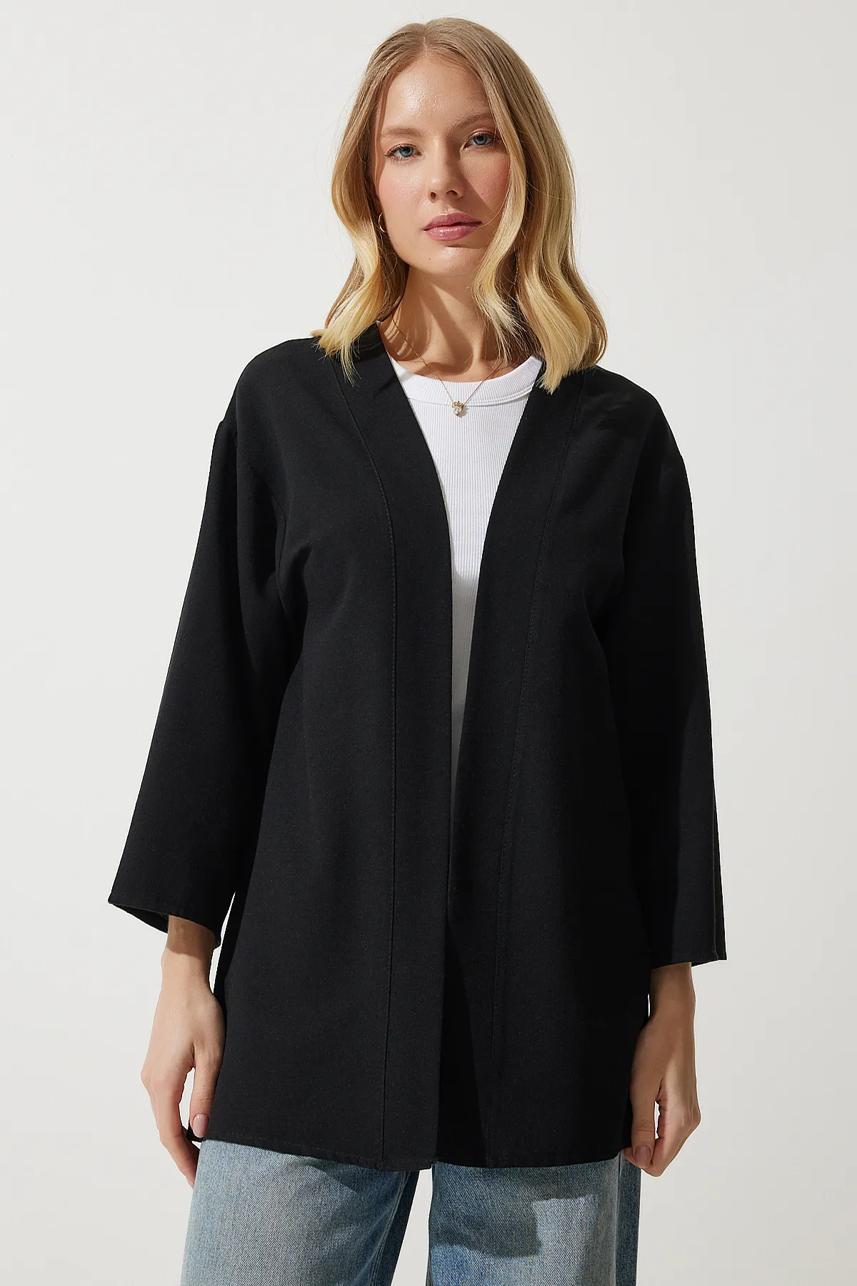 Happiness İstanbul  Schwarzer lässiger Kimono aus Leinen-Viskose für Damen BH00388