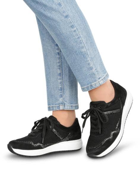 Sportschuh mit Shock-Absorber