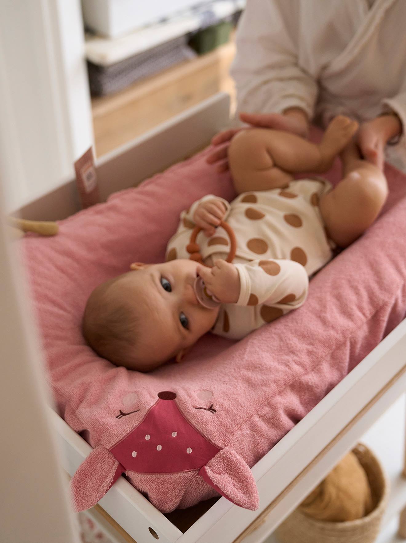 Vertbaudet 2er-Set Frottee-Schonbezüge für Baby Wickelauflage, personalisierbar - karamell bär