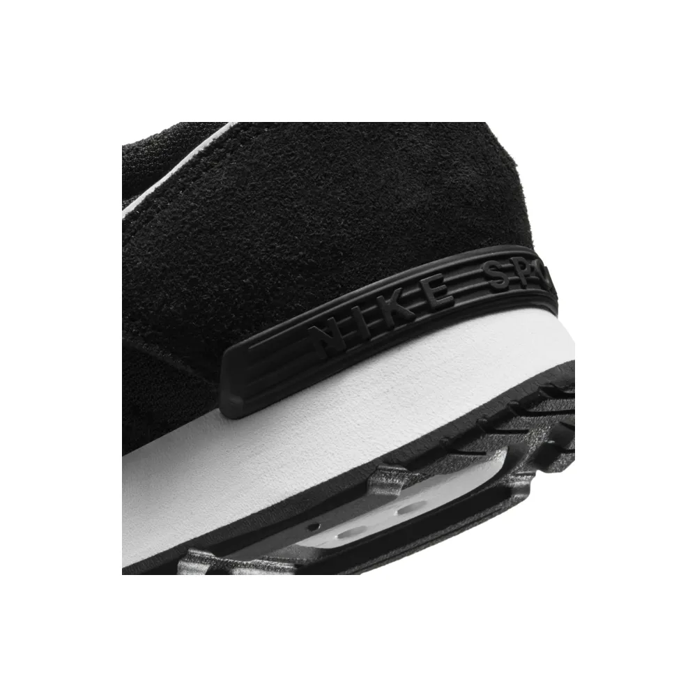 Nike Venture Runner CK2948-001 / schwarz