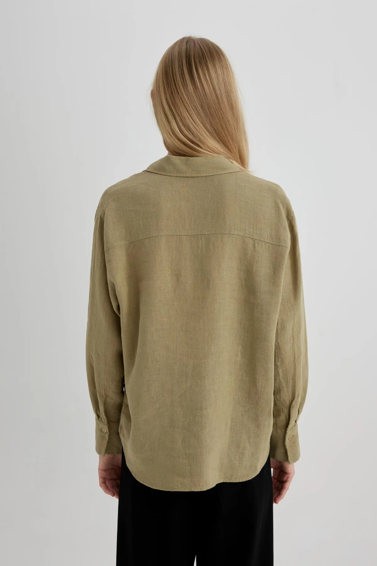DeFacto  Langarmhemd aus 100 % Leinen im Oversize-Schnitt Z6638az24sp