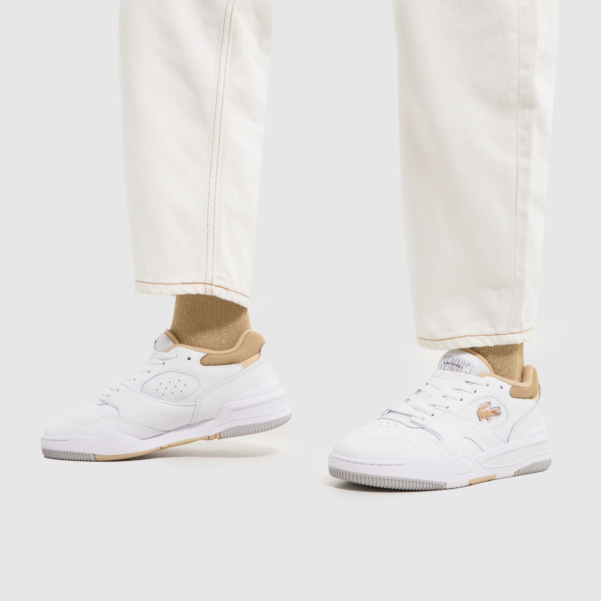 Lacoste Lineshot sportcipők fehér és bézs színben