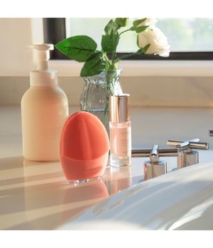 FOREO LUNA™ 4 ausgeglichene Haut Gesichtsbürste-1 Stk