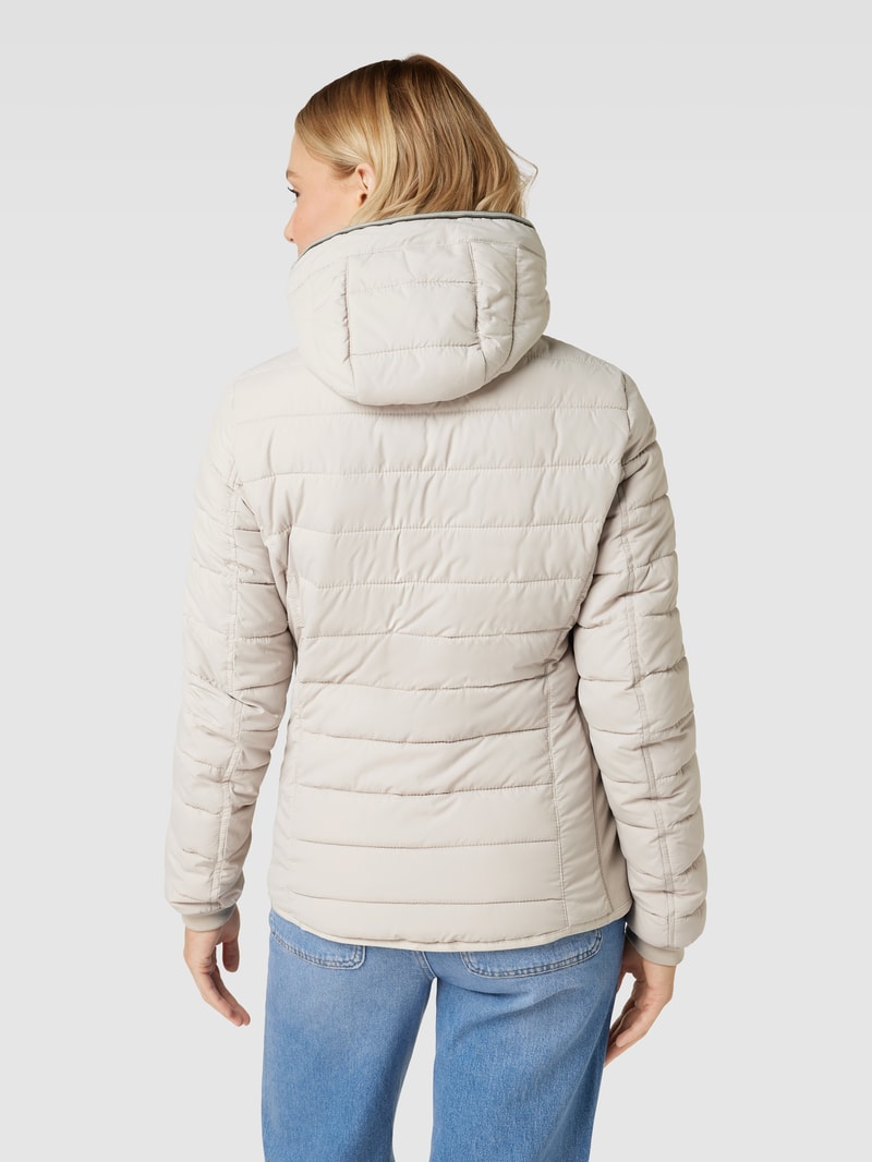 Steppjacke mit Label-Details in offwhite