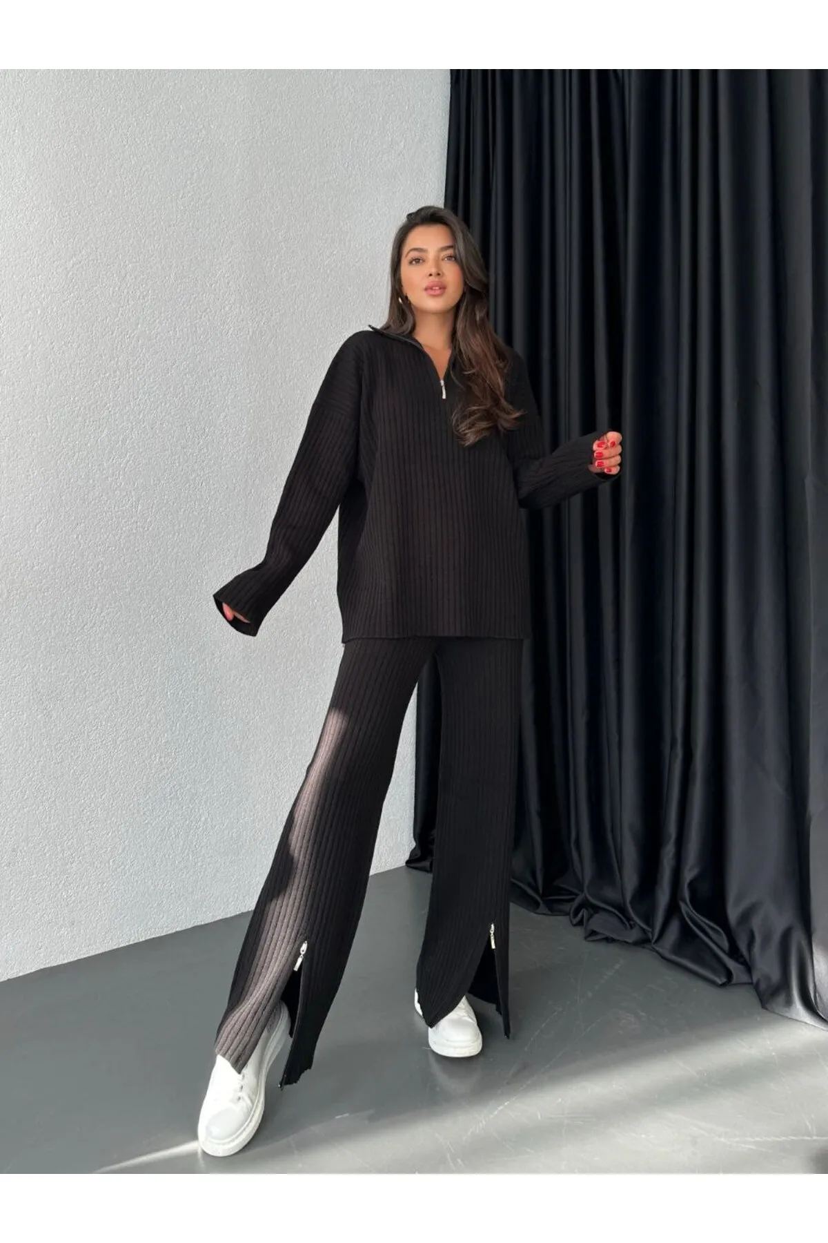 Laluvia  Schwarzes, geripptes Strickset