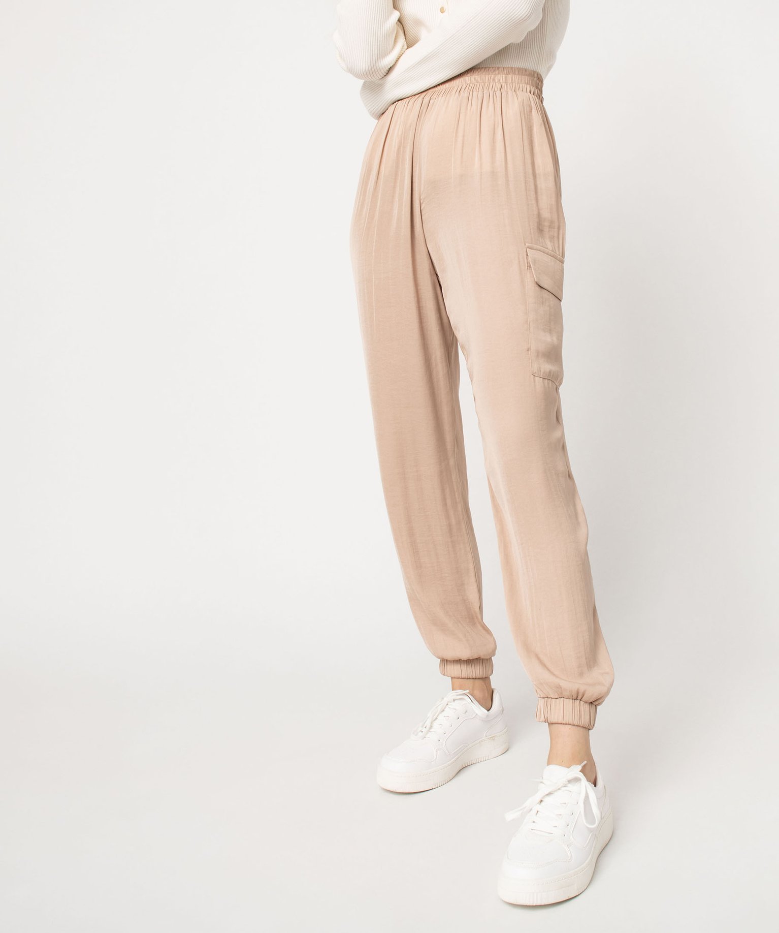 Pantalon cargo en matière satinée femme beige | GEMO
