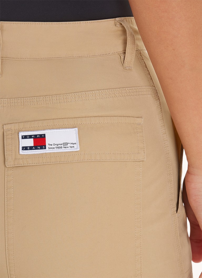 Pantaloni cargo Tommy Hilfiger cu talie înaltă și croială largă, confecționați din bumbac organic.