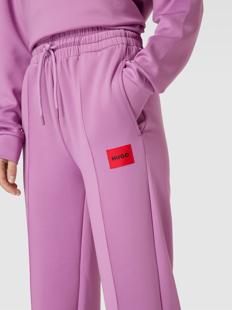 Sweatpants mit elastischem Bund in lila