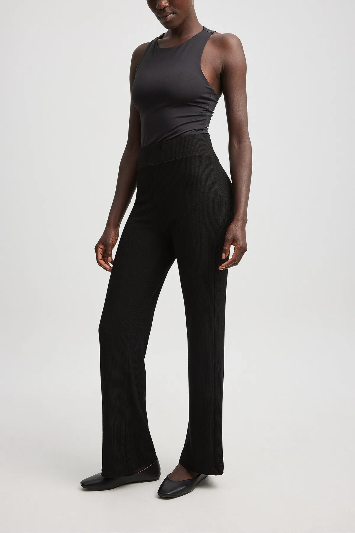 NA-KD  Gerippte Hose mit hoher Taille