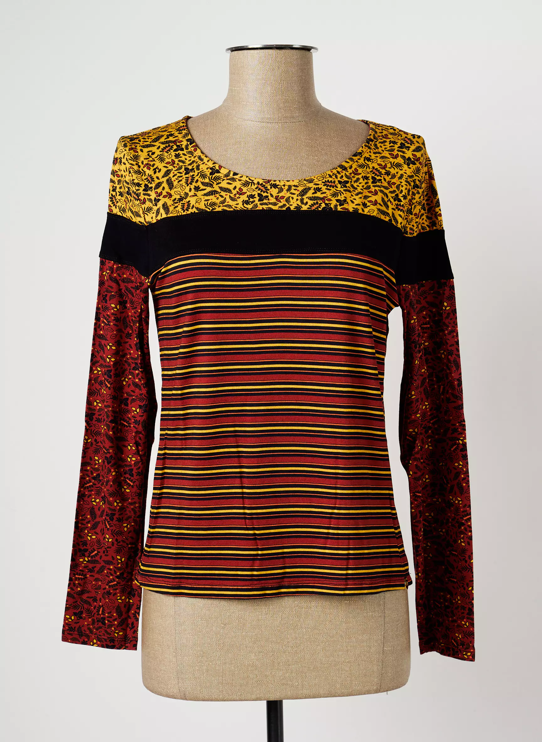 Paul Brial Tshirts Femme couleur jaune