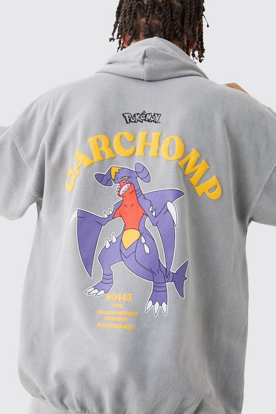 Oversize Hoodie mit lizenziertem Pokemon Garchomp Print