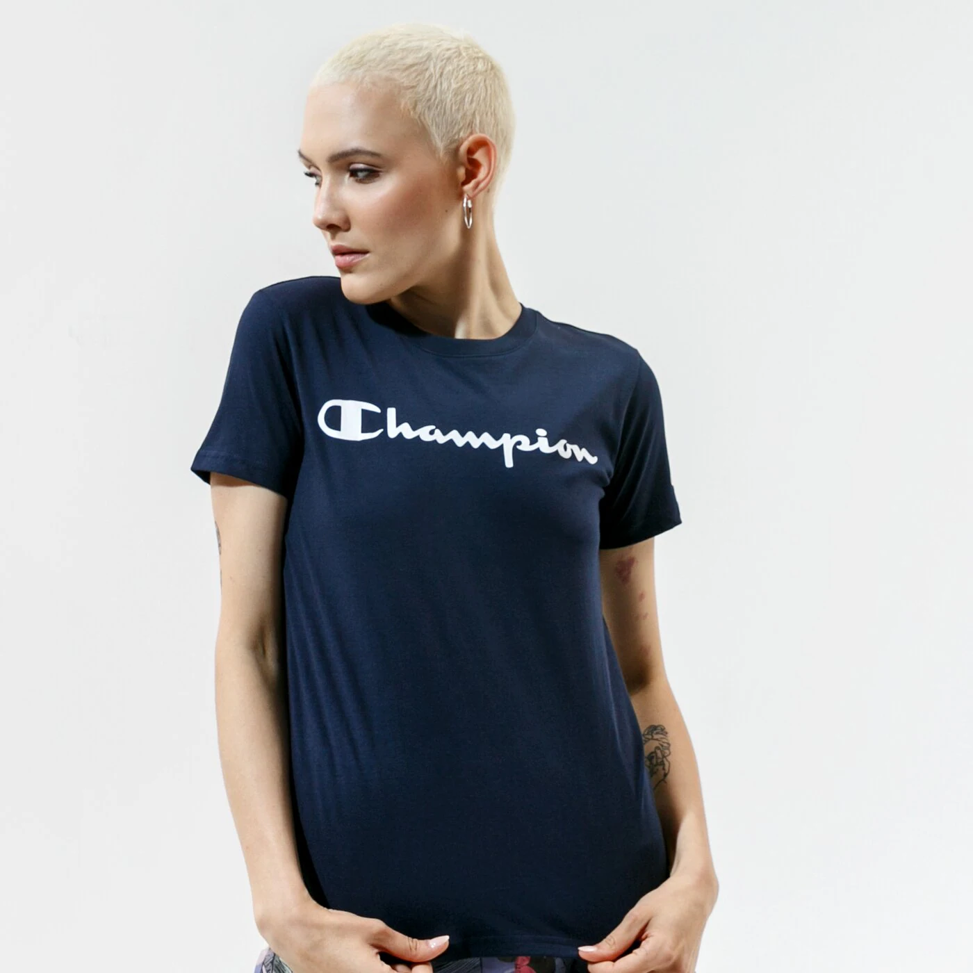 CHAMPION T-SHIRT CREWNECK T-SHIRT Dunkelblau