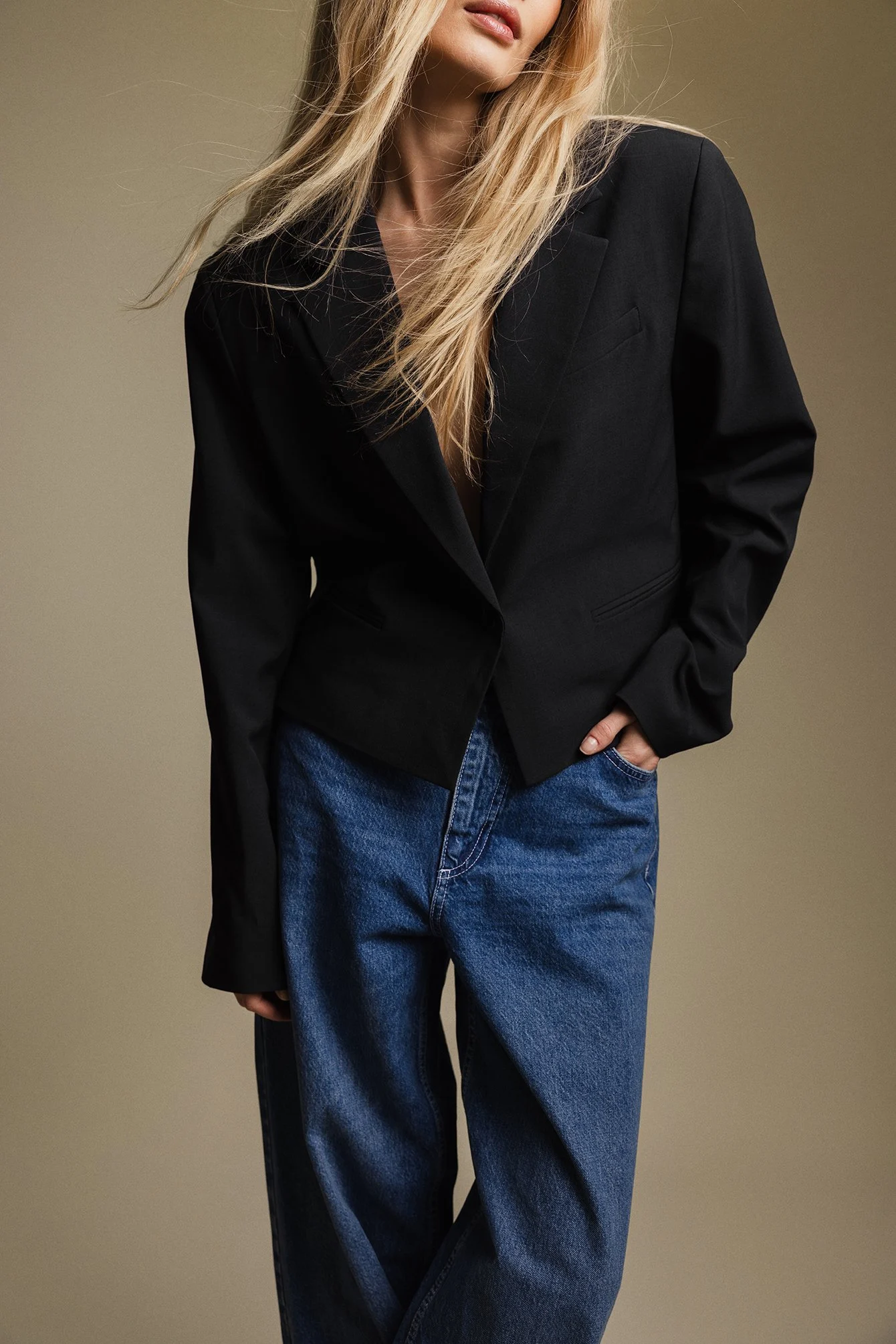Crop-Blazer mit Wickeldetail