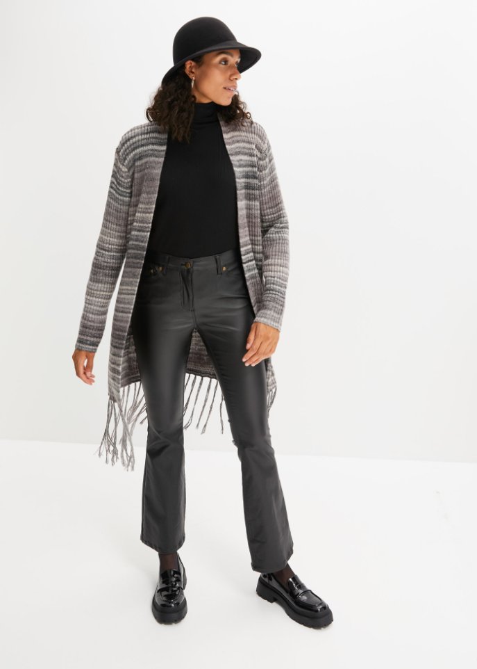Strickjacke mit Fransen