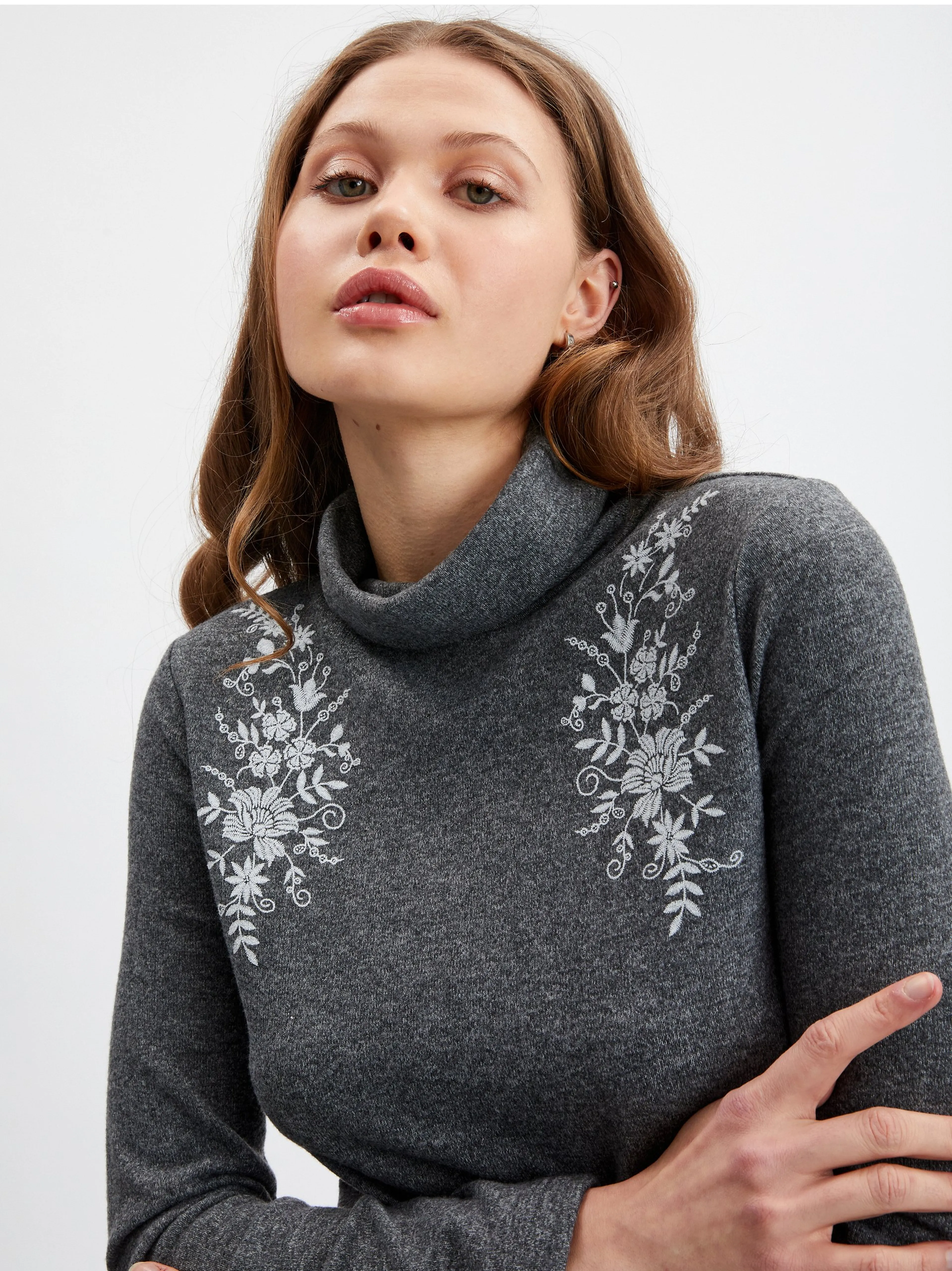 Grauer Damen-Rollkragenpullover ORSAY